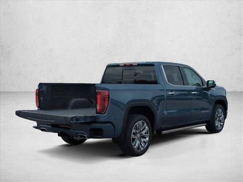 Used 2026 GMC Sierra 1500 Denali AWD/4WD image 5