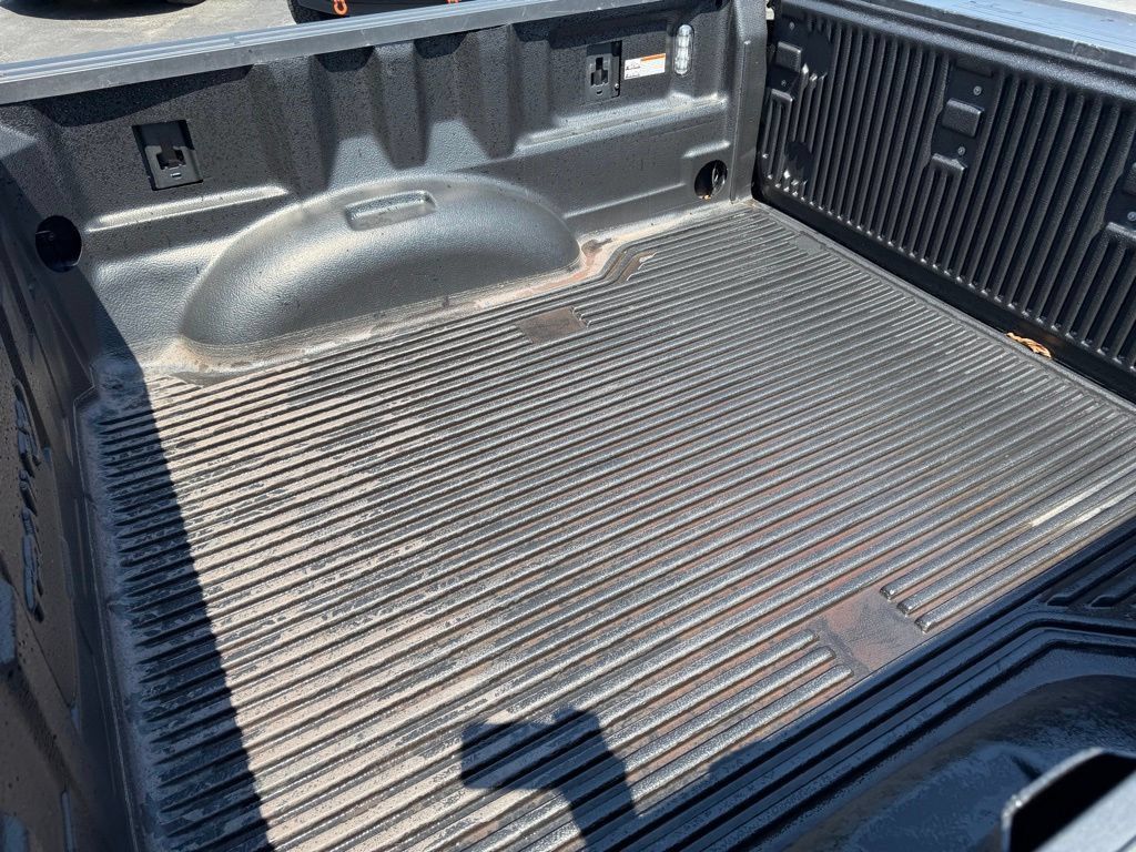 Used 2021 Ford F150 Lariat w/ FX4 Off-Road Package AWD/4WD image 7