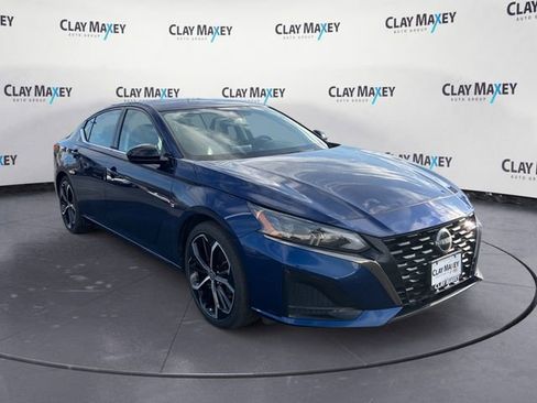 Used 2024 Nissan Altima 2.5 SR image 7