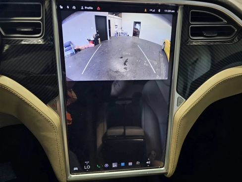 Used 2016 Tesla Model X 90D AWD/4WD image 18