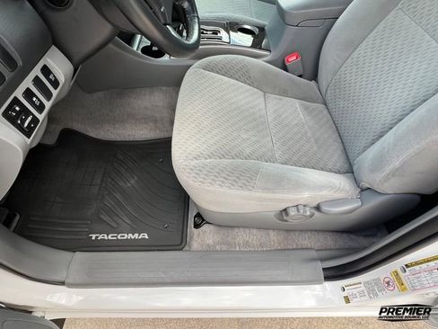 Used 2009 Toyota Tacoma PreRunner RWD image 62