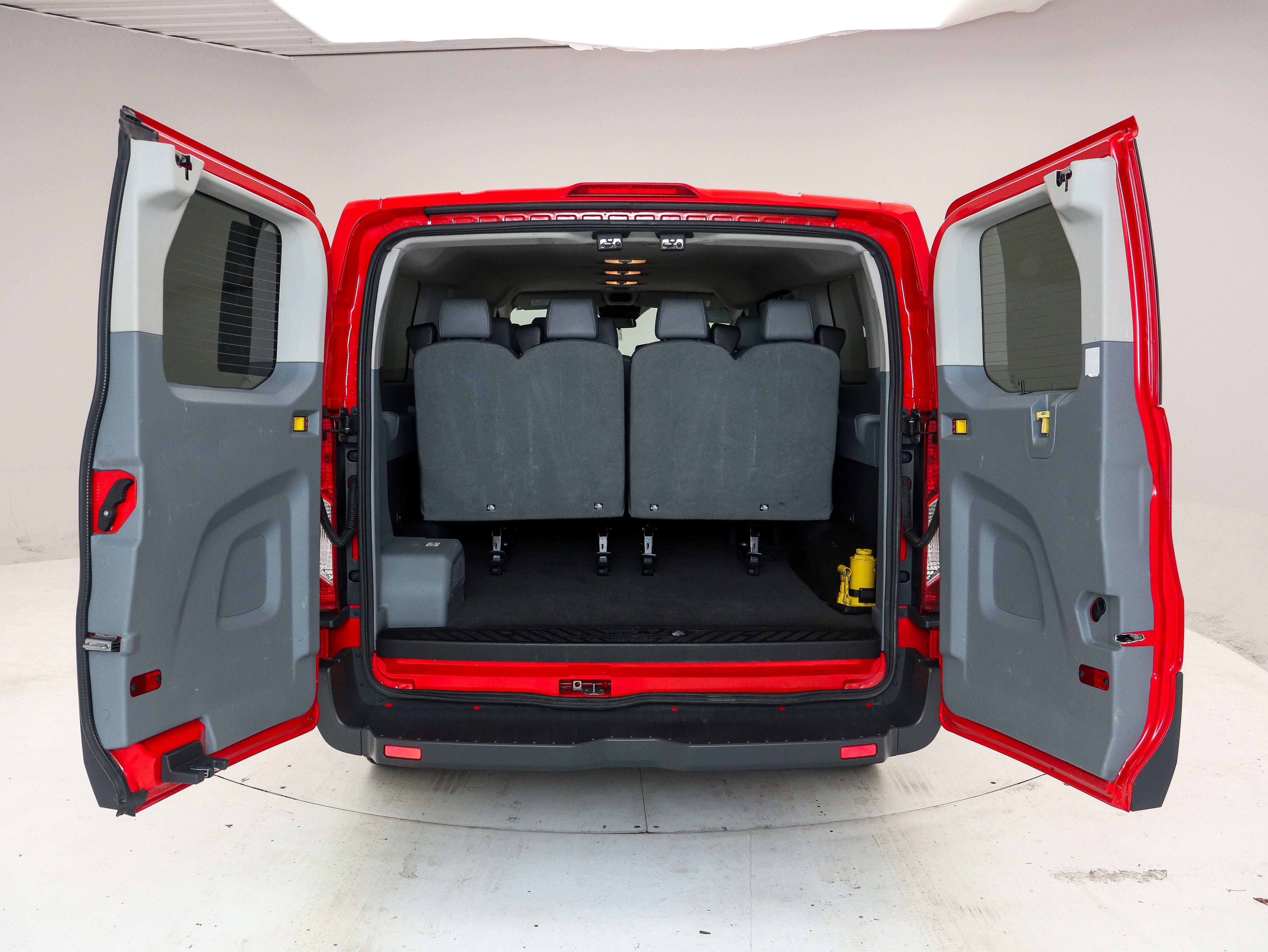 Used 2018 Ford Transit 350 XL RWD image 10