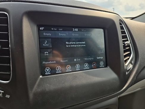 Used 2018 Jeep Compass Latitude w/ Popular Equipment Group AWD/4WD image 22