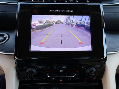 Used 2022 Jeep Grand Cherokee Limited w/ Trailer Tow Prep Group (B) image 56