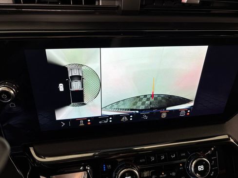Certified 2024 GMC Sierra 2500 AT4 w/ AT4 Premium Plus Package AWD/4WD image 36
