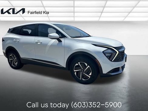 Used 2023 Kia Sportage LX AWD/4WD image 7