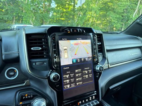 Used 2019 RAM 1500 Limited w/ Advanced Safety Group AWD/4WD image 18