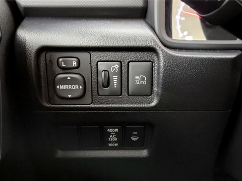 Used 2024 Toyota 4Runner TRD Off-Road Premium w/ Moonroof Package image 33