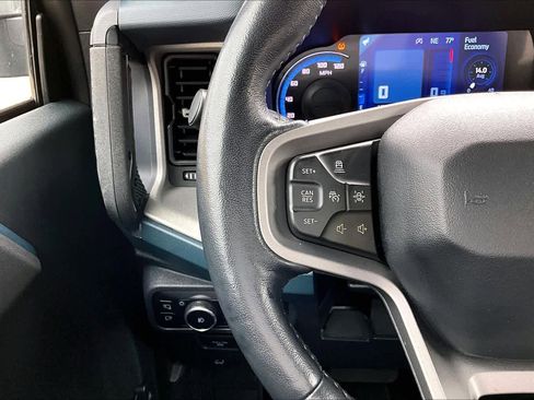 Used 2024 Ford Bronco Outer Banks image 24