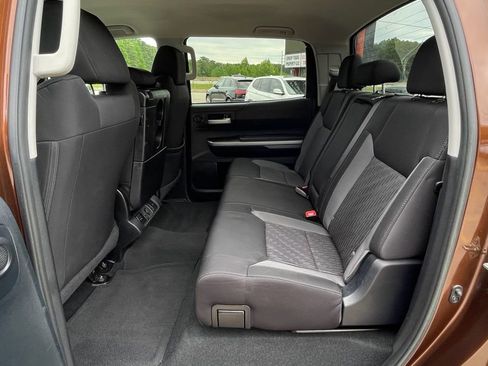 Used 2016 Toyota Tundra SR5 AWD/4WD image 32