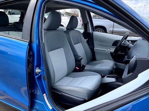 Used 2013 Toyota Prius C One image 9