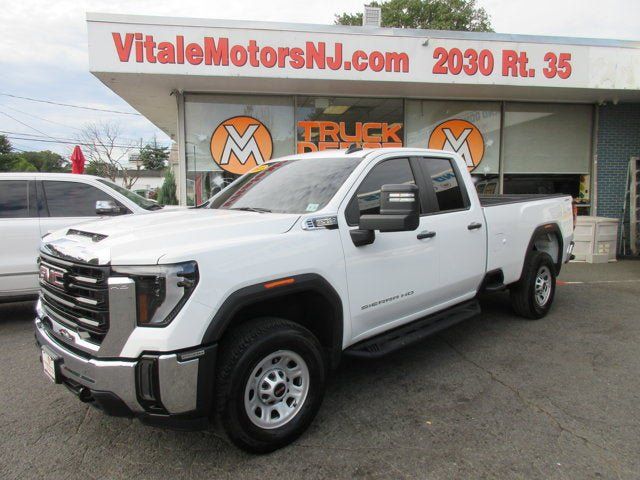 Used 2025 GMC Sierra 2500 Pro w/ Convenience Package AWD/4WD image 3