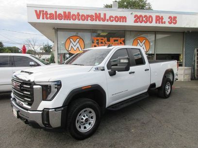 Used 2025 GMC Sierra 2500 Pro w/ Convenience Package