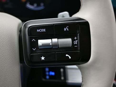 Used 2024 Hyundai Santa Fe SEL image 28