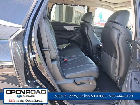Used 2024 Acura MDX SH-AWD w/ Technology Package image 11