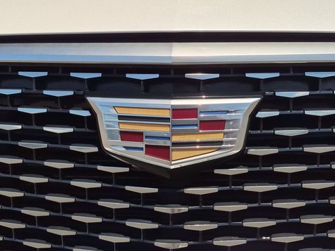 Certified 2020 Cadillac XT6 Premium Luxury FWD image 28