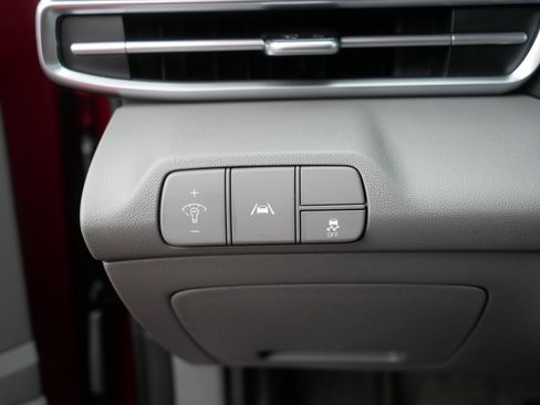 Used 2023 Hyundai Elantra SEL FWD image 23