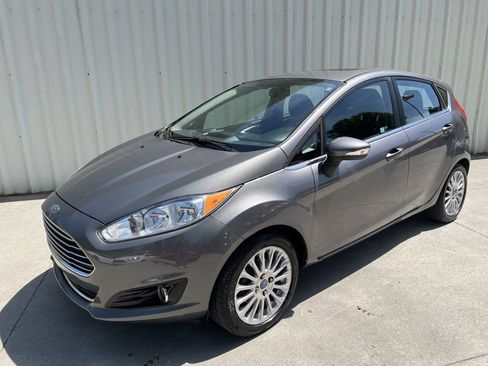 Used 2014 Ford Fiesta Titanium FWD image 7