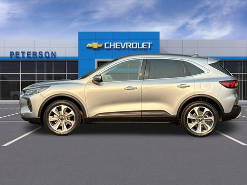 Used 2024 Ford Escape Platinum AWD/4WD image 7