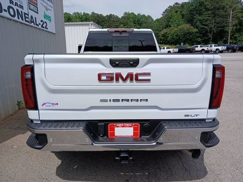 Used 2026 GMC Sierra 3500 SLT w/ SLT Premium Package AWD/4WD image 4
