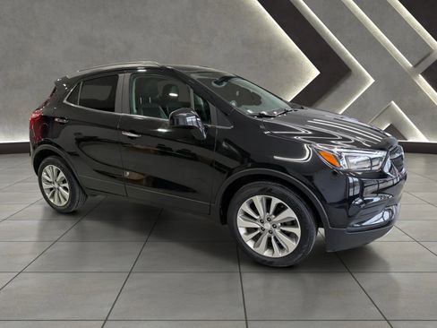 Used 2020 Buick Encore Preferred FWD image 2