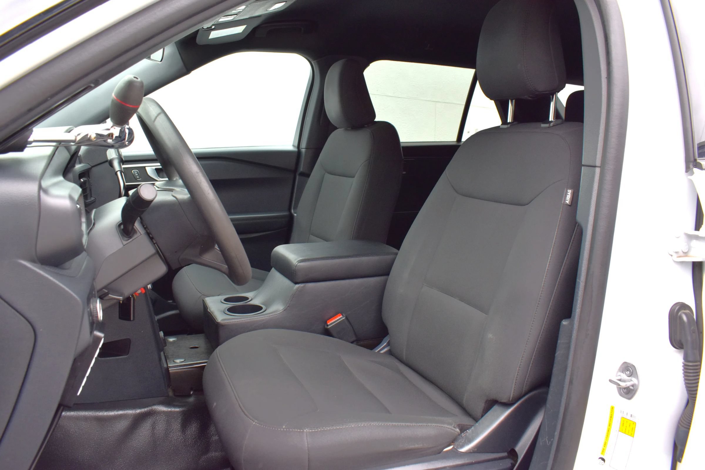 Used 2025 Ford Explorer 4WD Police Interceptor image 13
