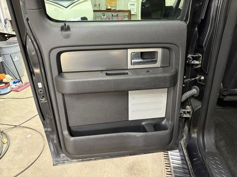 Used 2014 Ford F150 FX4 w/ Equipment Group 402A Luxury image 11