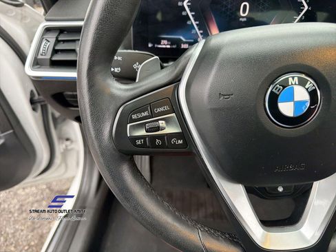 Used 2023 BMW 330i xDrive 330i xDrive w/ Premium Package image 32