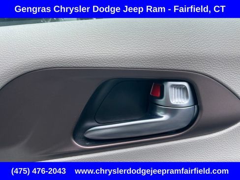 Certified 2024 Chrysler Voyager LX FWD image 15