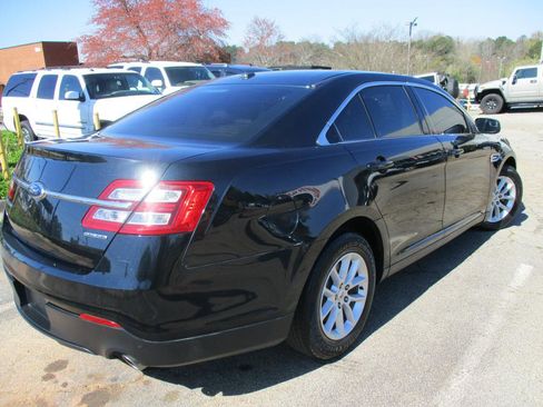 Used 2014 Ford Taurus SE FWD image 8