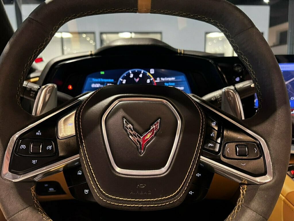 Used 2021 Chevrolet Corvette Stingray Premium Conv RWD image 39