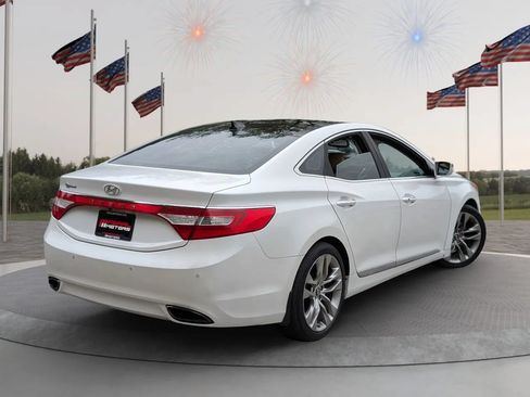 Used 2013 Hyundai Azera w/ Technology Pkg FWD image 6
