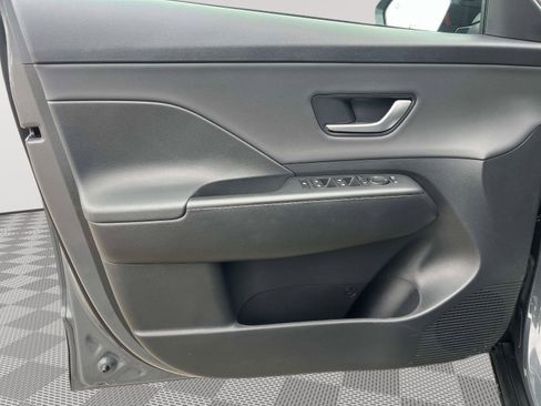 Used 2026 Hyundai Kona SEL Premium AWD/4WD image 18
