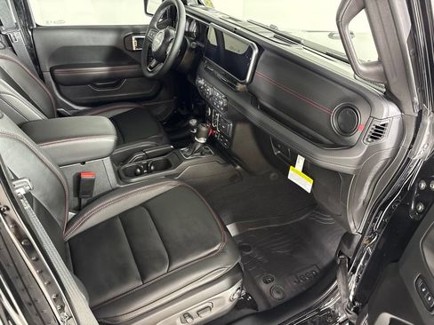 New 2026 Jeep Gladiator Rubicon AWD/4WD image 19