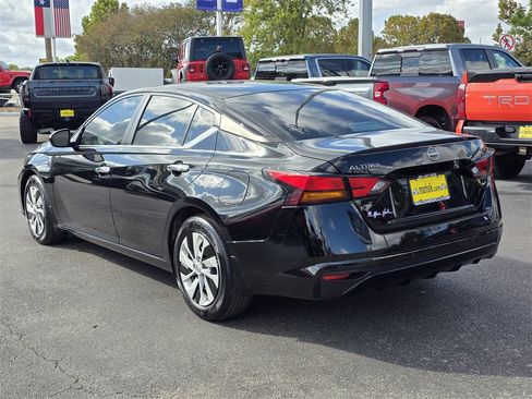 Used 2024 Nissan Altima 2.5 S image 5