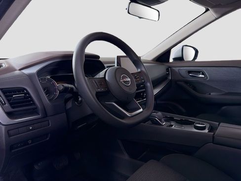 Used 2023 Nissan Rogue SV AWD/4WD image 10