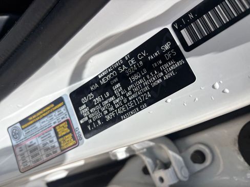Used 2025 Kia K4 FWD image 28