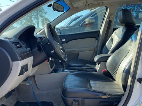 Used 2009 Mercury Milan Premier image 16