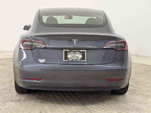 Used 2023 Tesla Model 3 Standard Range image 9