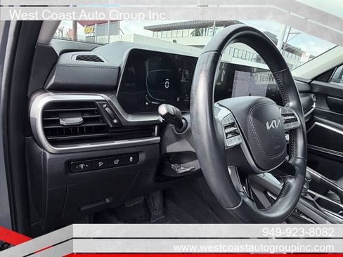 Used 2025 Kia Telluride S image 7