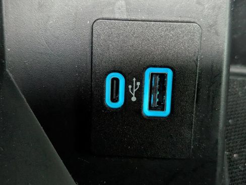 Used 2022 Ford F150 Lariat AWD/4WD image 42