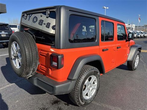 Used 2019 Jeep Wrangler Unlimited Sport S image 8