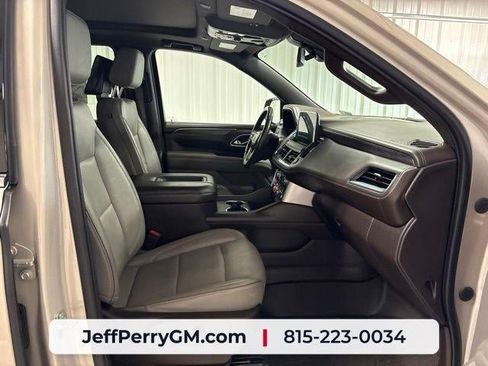 Used 2021 GMC Yukon SLT w/ SLT Luxury Plus Package AWD/4WD image 24
