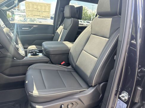 New 2026 GMC Yukon XL Elevation w/ Elevation Premium Package AWD/4WD image 11