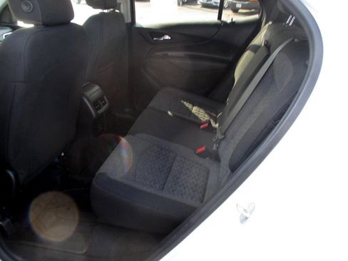 Used 2022 Chevrolet Equinox LT image 12