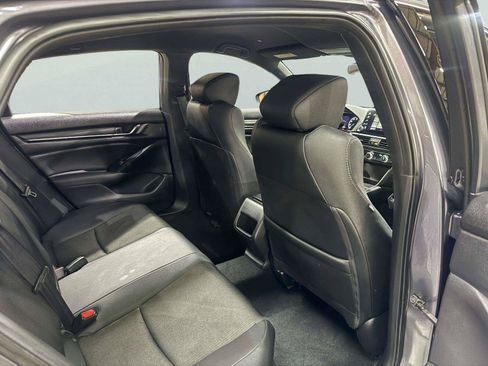 Used 2019 Honda Accord Sport image 35