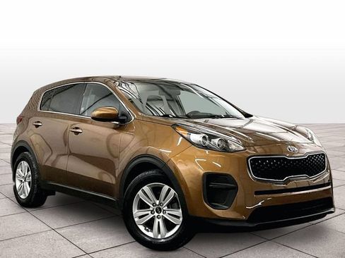 Used 2017 Kia Sportage LX FWD image 3