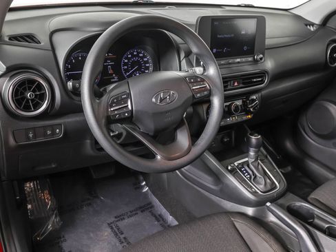 Used 2022 Hyundai Kona SEL FWD image 4