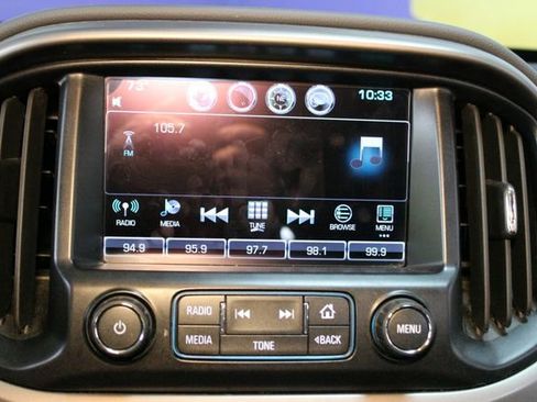 Used 2016 Chevrolet Colorado Z71 AWD/4WD image 24