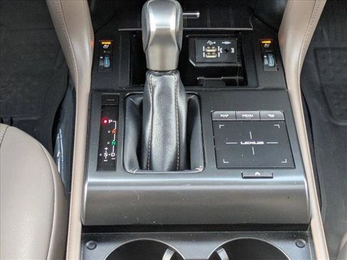 Used 2023 Lexus GX 460 Premium image 17